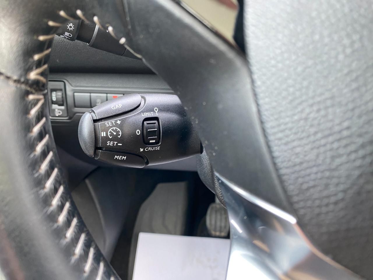 PEUGEOT 308 1.5 BlueHDi Allure GARANTITA