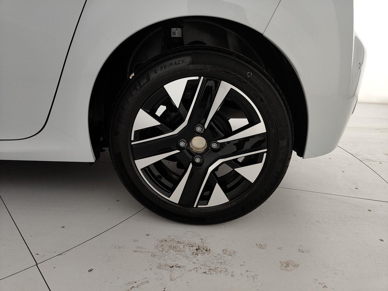 Peugeot 208 1.2 turbo Edition 100cv