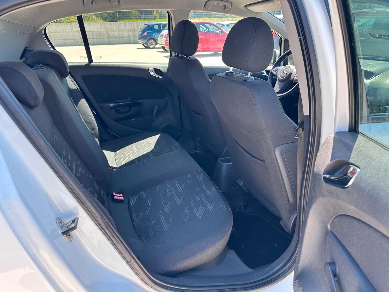 Opel Corsa 1.2 85CV 5 porte GPL