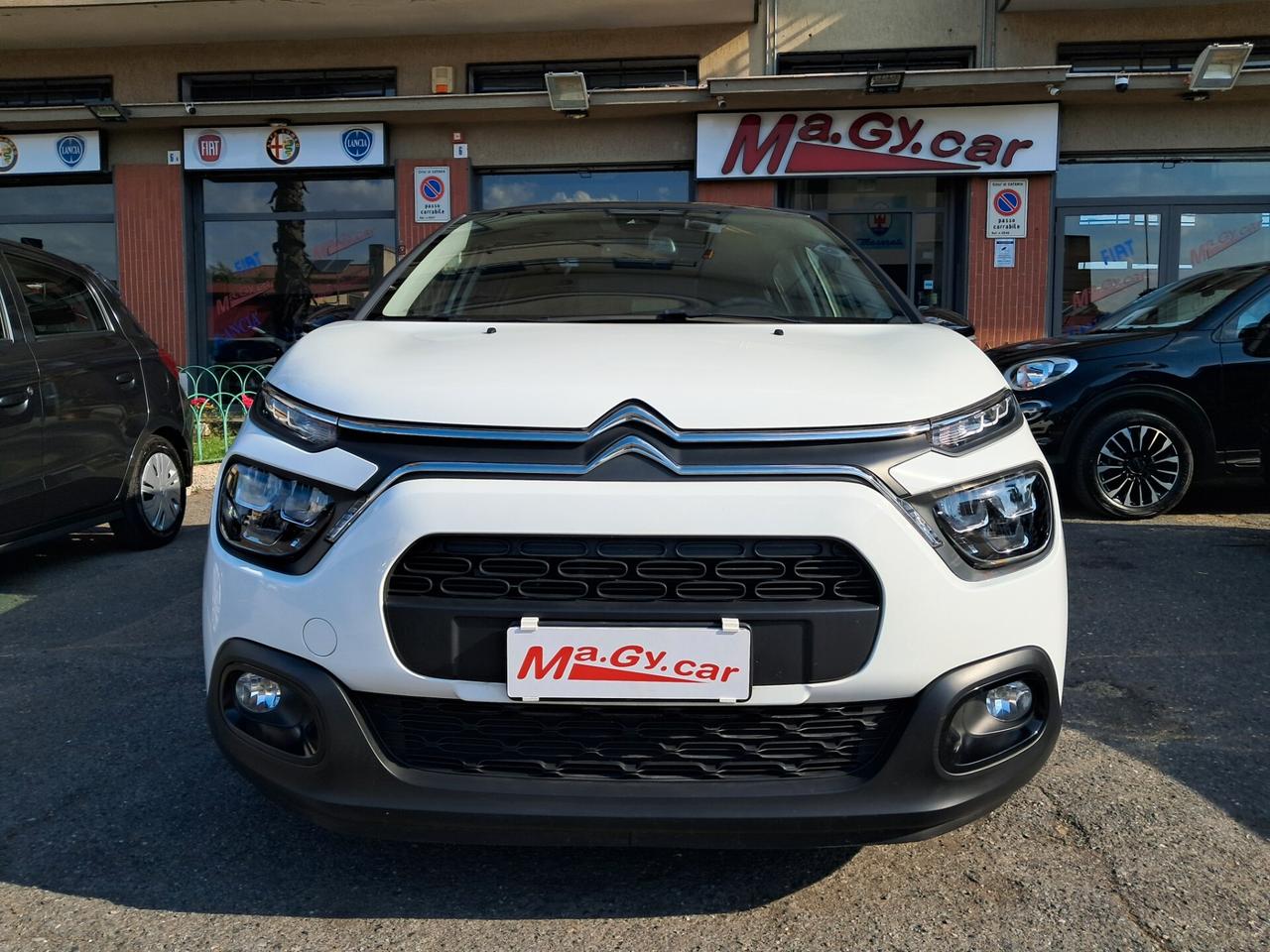 Citroen C3 PureTech 83 cv Shine Pack