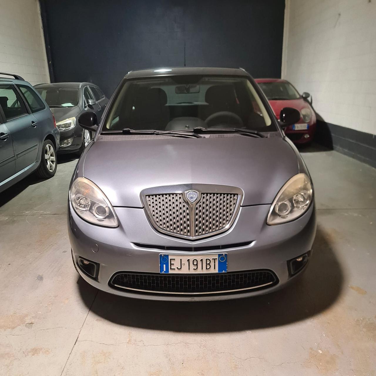 Lancia Ypsilon 1.3 MJT 75 CV Diva LEGGERE BENE