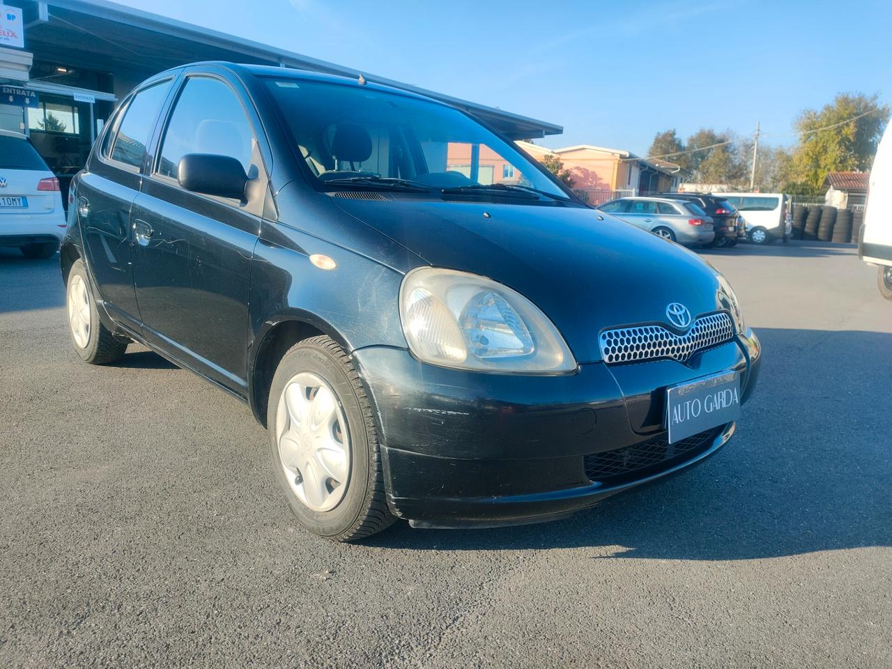 Toyota Yaris 1.0i 16V cat 5 porte