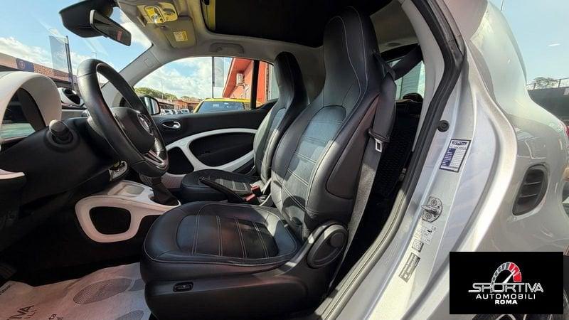 smart fortwo UNIPRO 165,00 EURO MENSILI fortwo 70 1.0 Prime