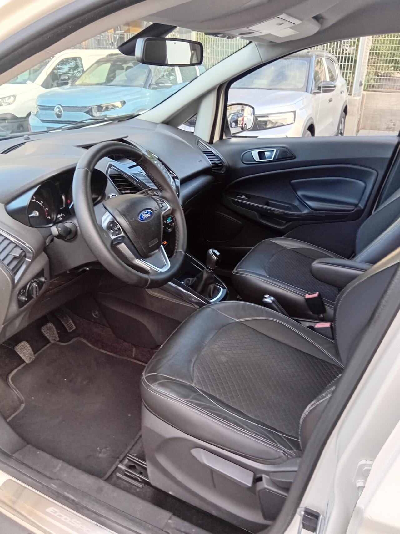 Ford EcoSport 1.5 CONFORT E PRATICITÀ