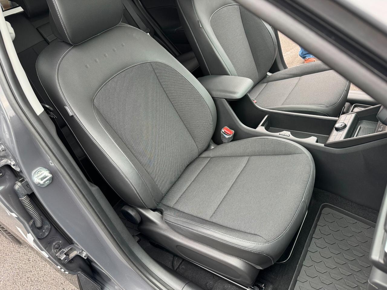 Hyundai Kona EV 64.8 KWh Exclusive