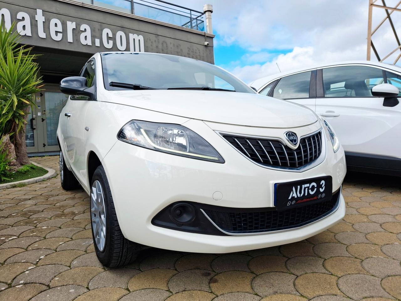 Lancia Ypsilon 0.9 TwinAir 5 porte Metano Ecochic Gold