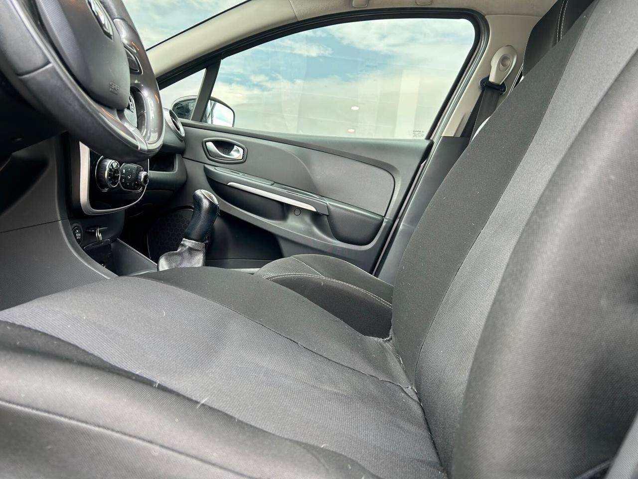 Renault Clio COSTUME NATIONAL 1.2 GPL 5 porte