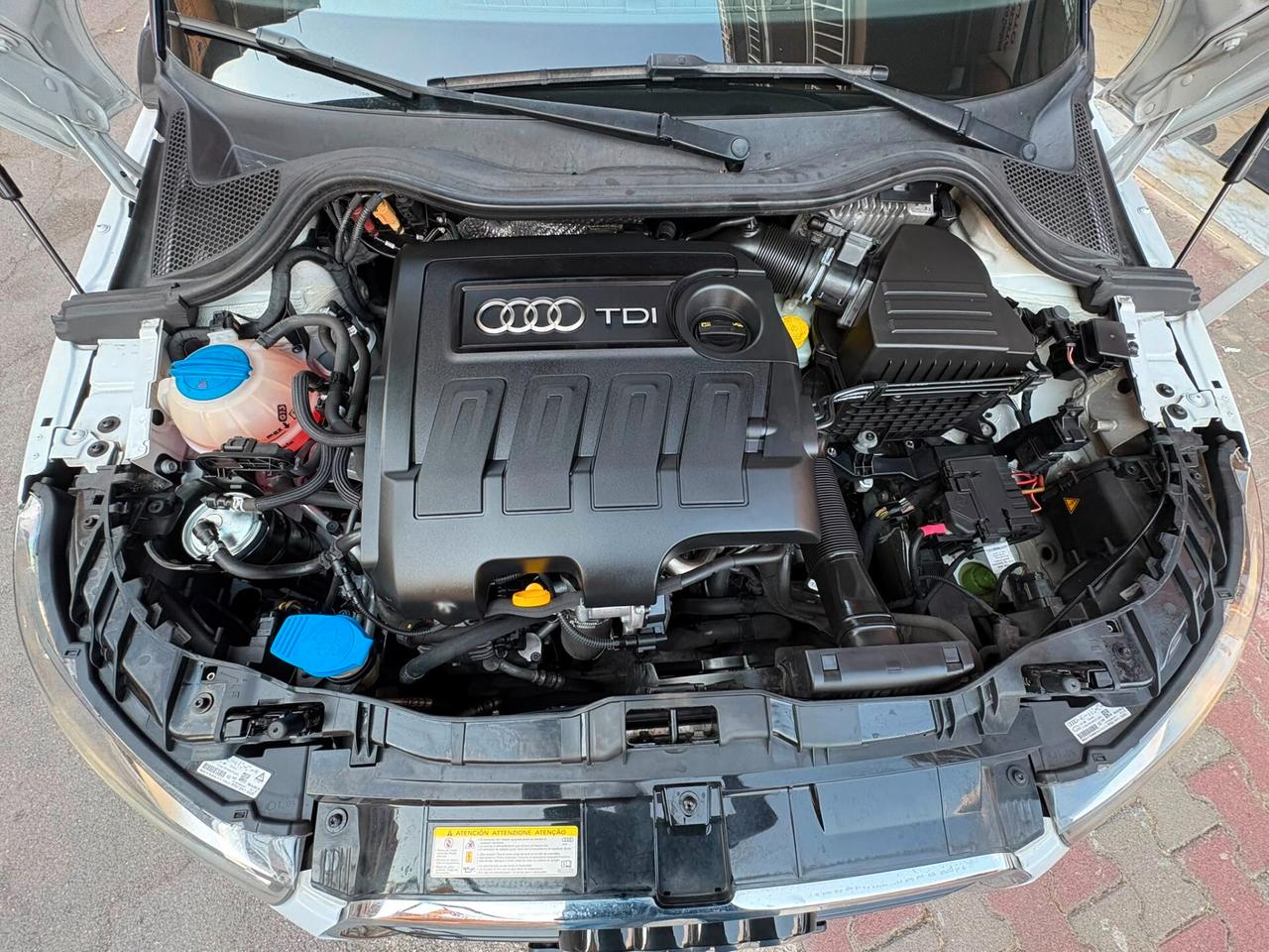Audi A1 SPB 1.6 TDI S line edition
