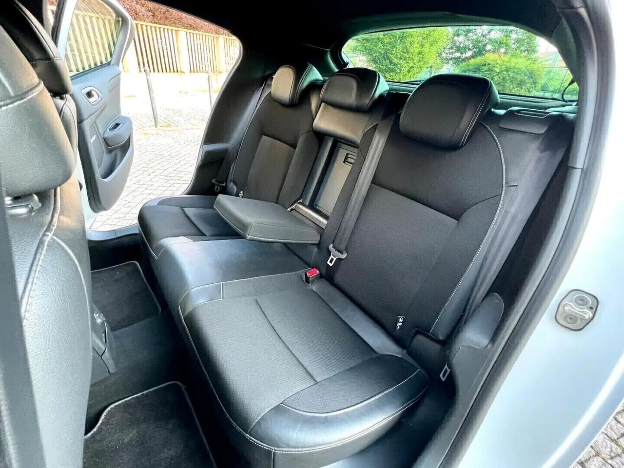 DS Automobiles DS 4 1.6 VTi Benz 120cv So Chic