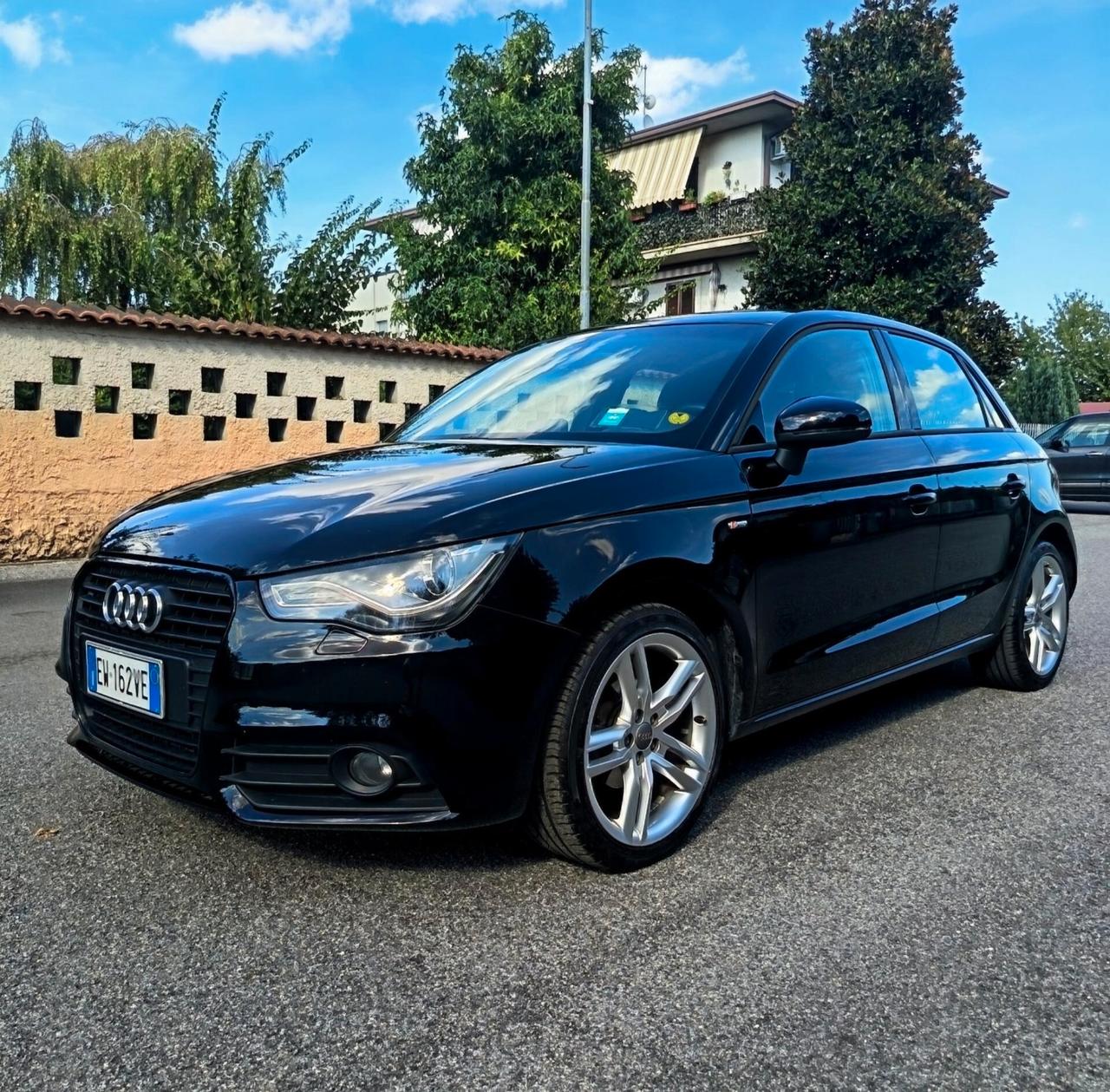 Audi A1 SPB 1.6 TDI S tronic Attraction