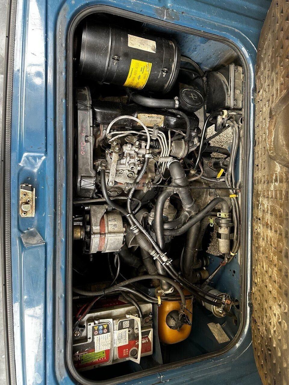Volkswagen T3 MULTIVAN - 6 POSTI