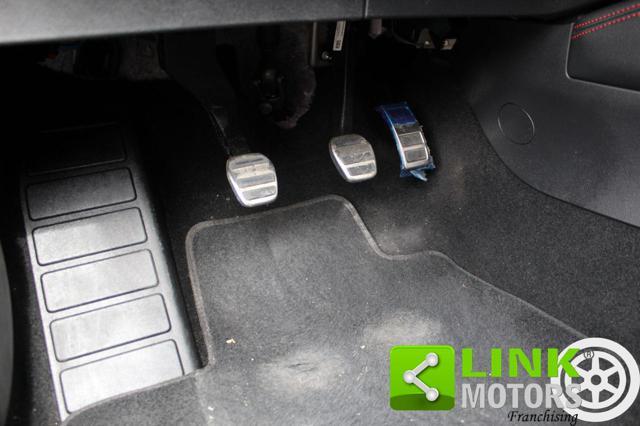 FORD Focus 1.0 EcoBoost Hybrid 125 CV 5p. ST-Line