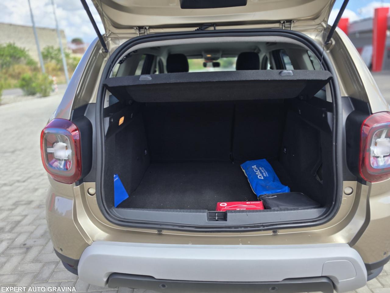 DACIA DUSTER 1.0 TCe GPL 15th ANNIVERSARY
