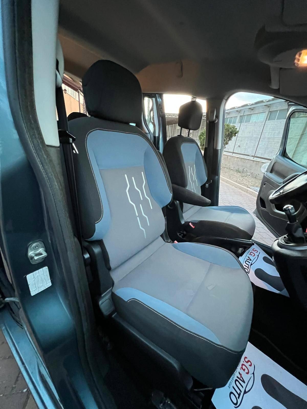 Peugeot Partner Tepee 1.6 HDi 115CV Active