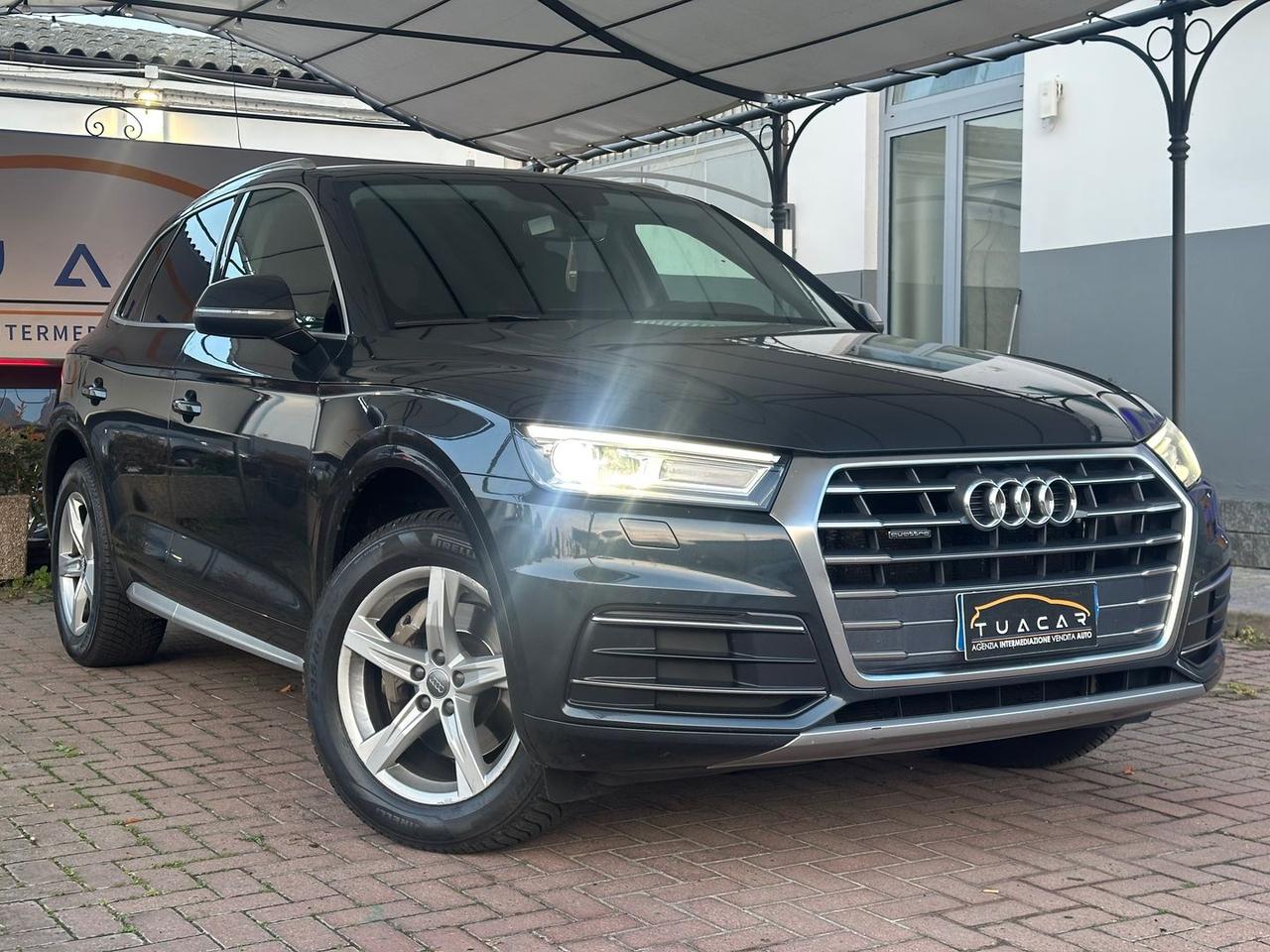 Audi Q5 Sport 2.0 35 TDI #7429
