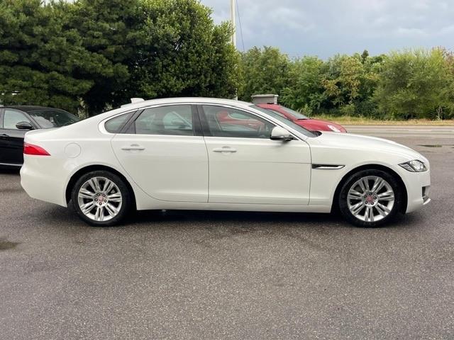 Jaguar XF 2.0 D 180 CV AWD aut. Prestige