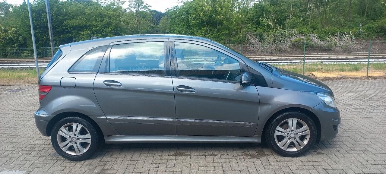 Mercedes-benz B 200 Chrome