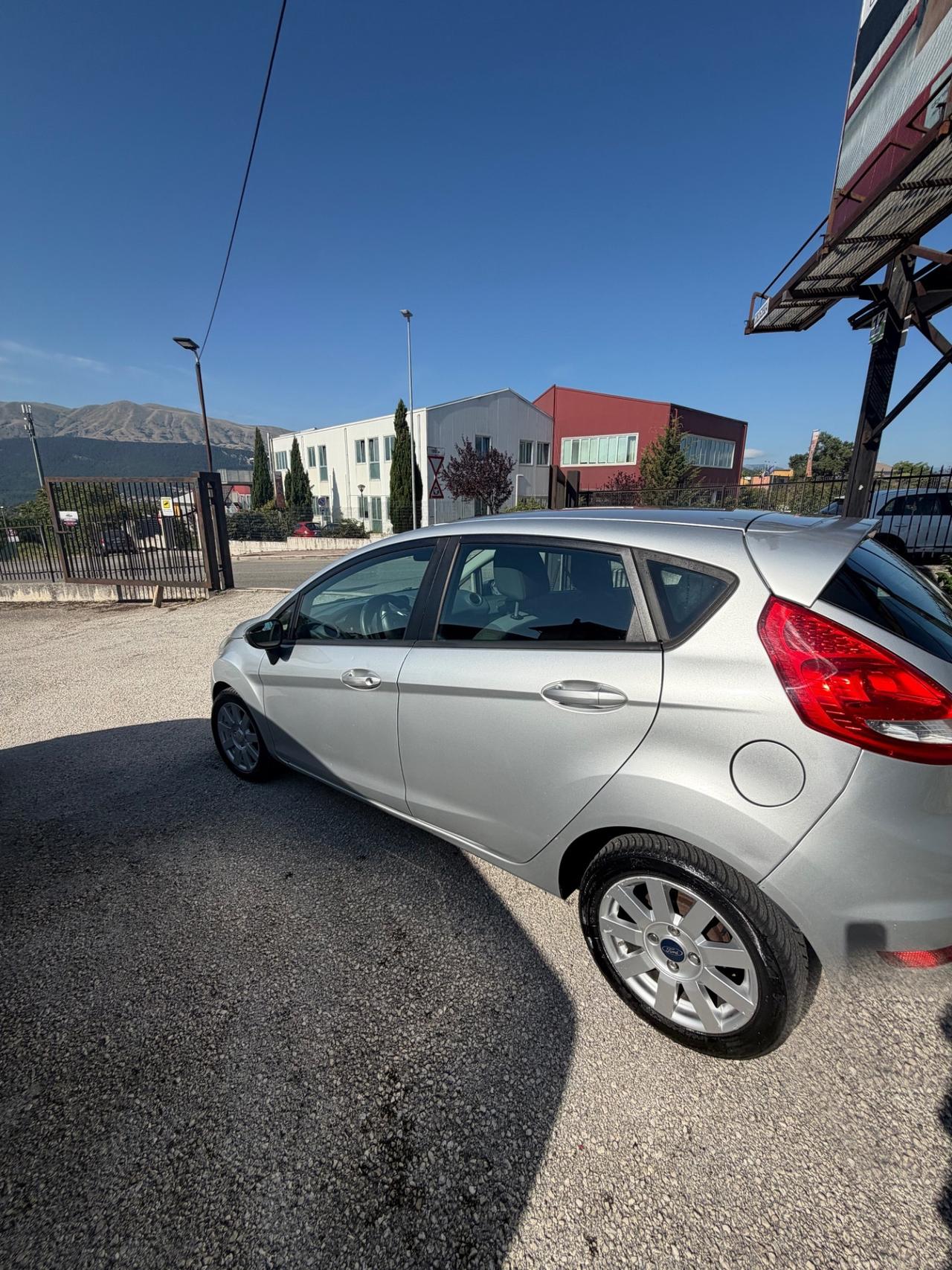 Ford Fiesta 1.4 TDCi 5p. Titanium