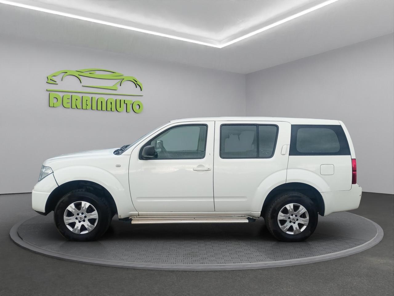 Nissan Pathfinder 2.5 dCi XE