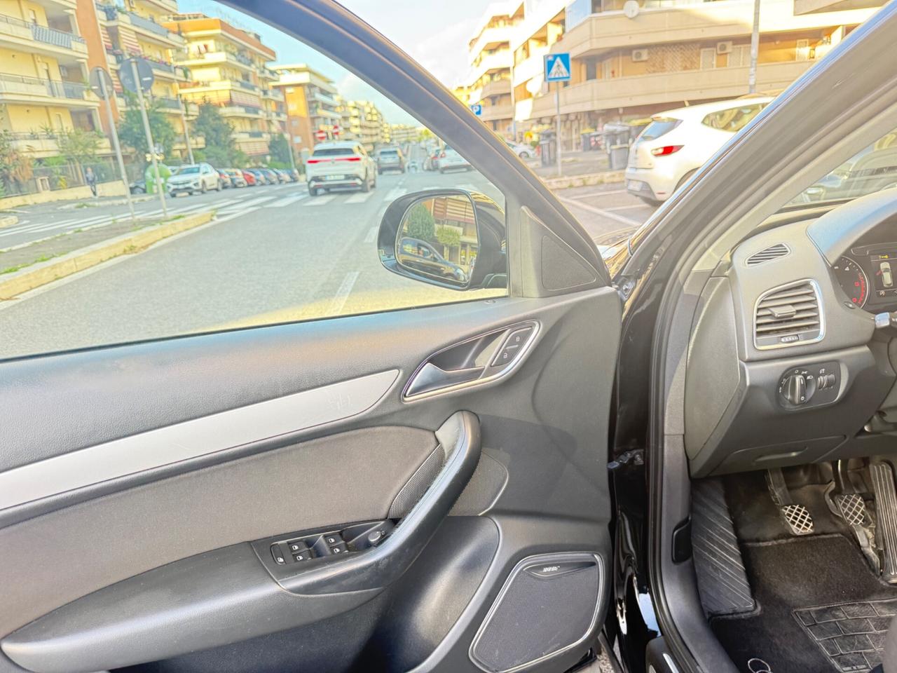 Audi Q3 2.0 TDI 150 CV quattro S tronic Sport LED TETTO APRIBILE PDC BLUETOOTH CERCHI 17 NAVI 4X4