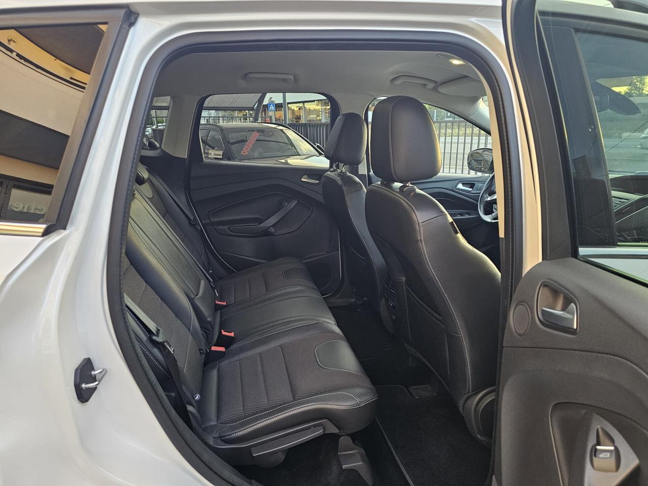 Ford Kuga 2.0 TDCI 180 CV S&S 4WD Powershift Titanium X