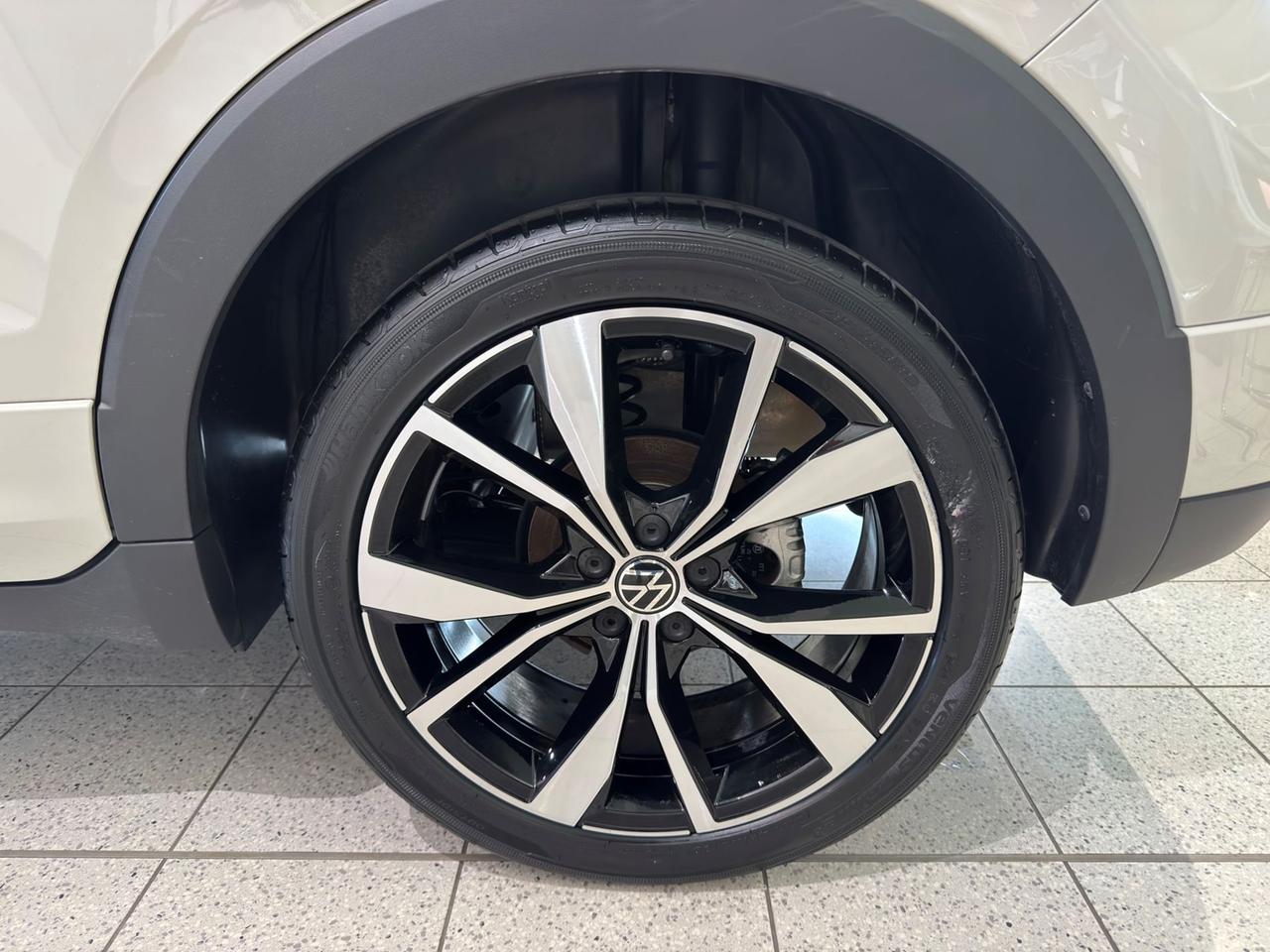 VOLKSWAGEN T-Cross 2024 1.0 tsi R-Line 115cv