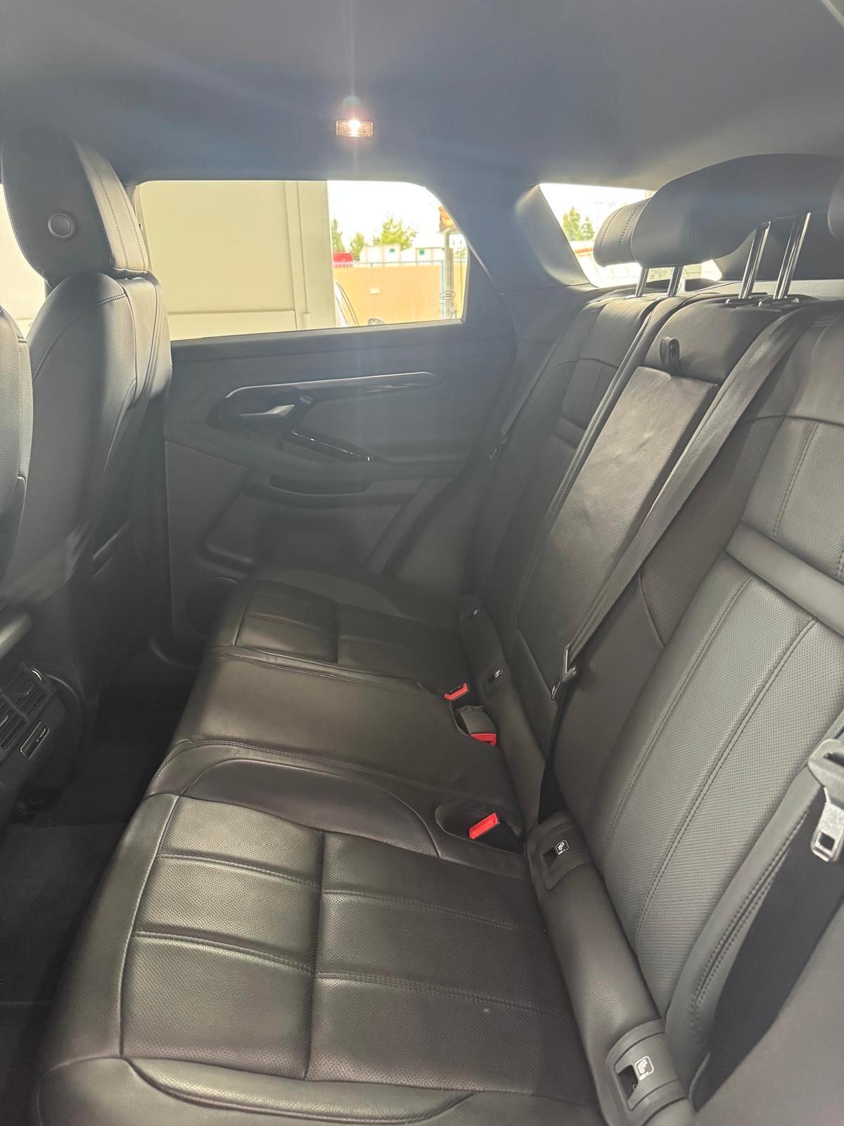 Land Rover Range Evoque 2.0D I4 180 CV AWD Auto R-Dynamic SE
