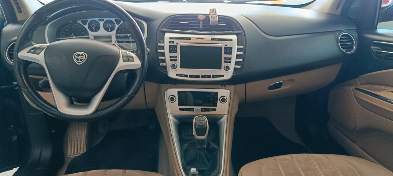 Lancia Delta 1.6 MJT DPF Gold