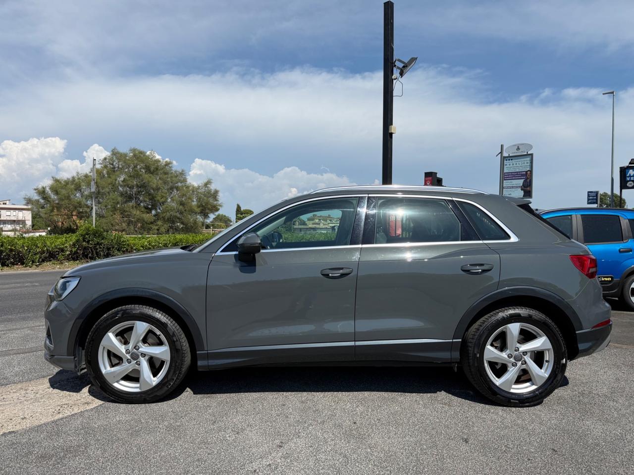 Audi Q3 40 TFSI quattro S tronic Business Advanced