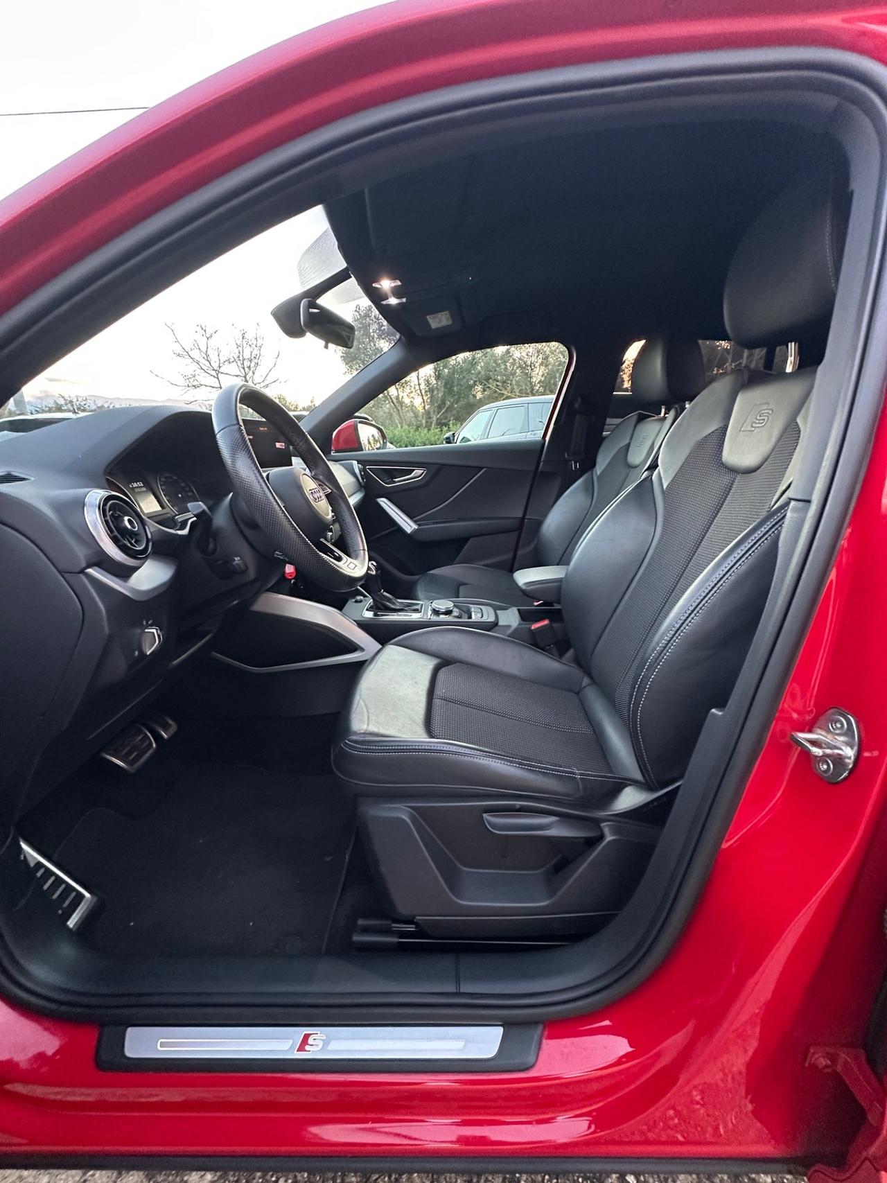 Audi Q2 35 TDI S tronic line Edition