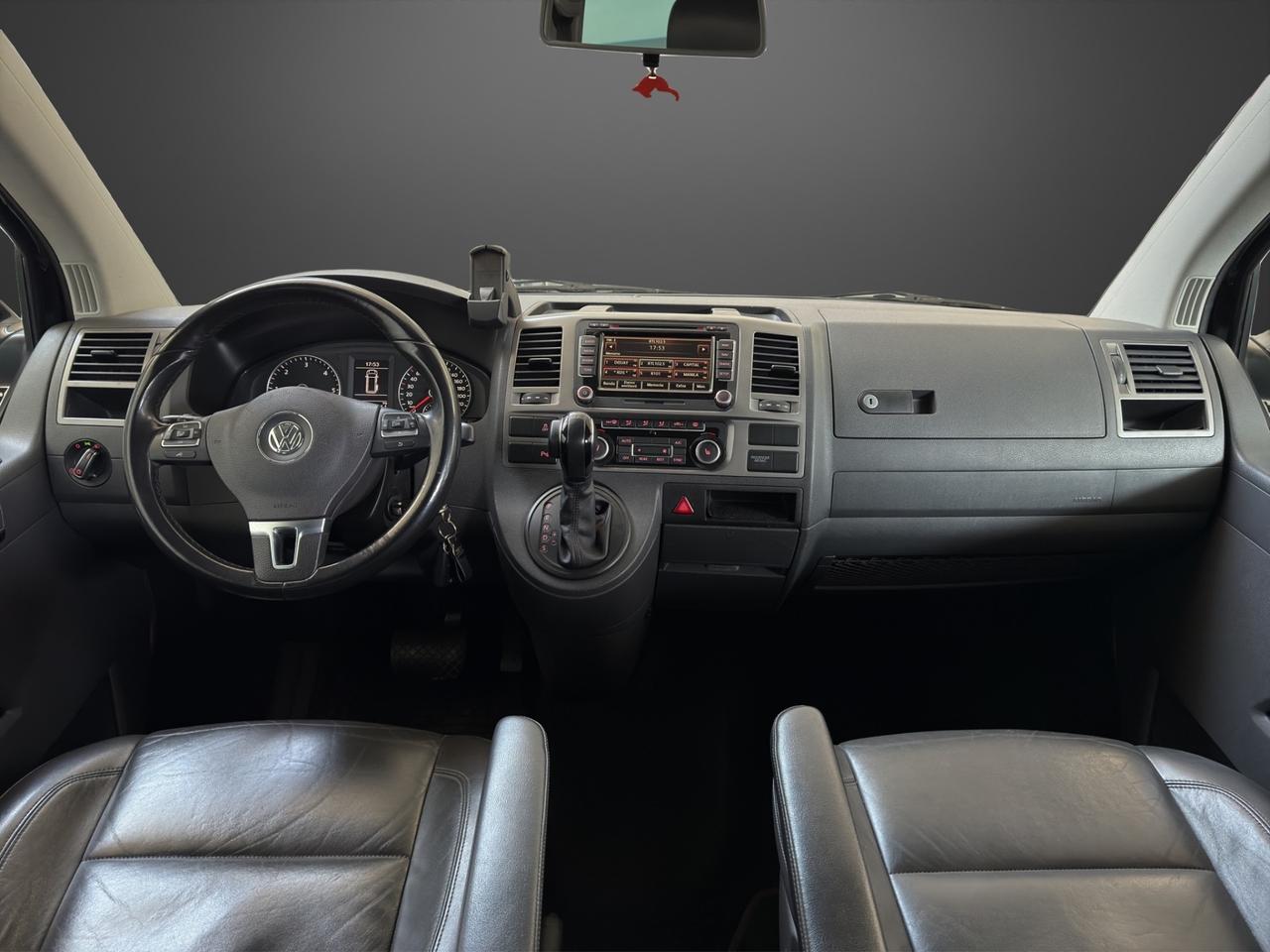 Volkswagen Transporter Caravelle 2.0 BiTDI 180CV DSG PL Comfortline