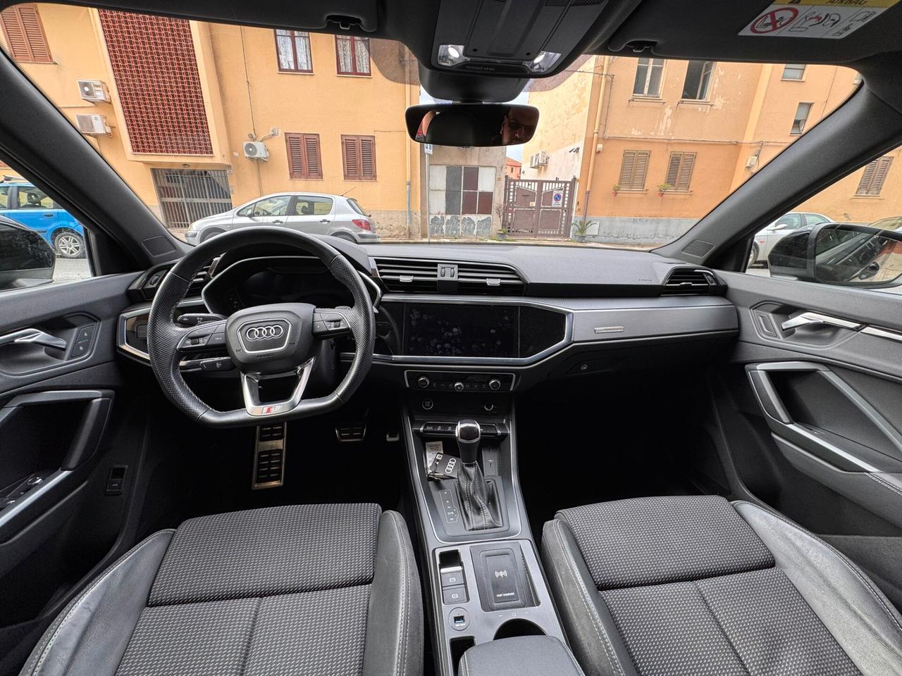 Audi Q3 35 TDI S tronic line edition TUA DA 400€ ANTICIPO 0