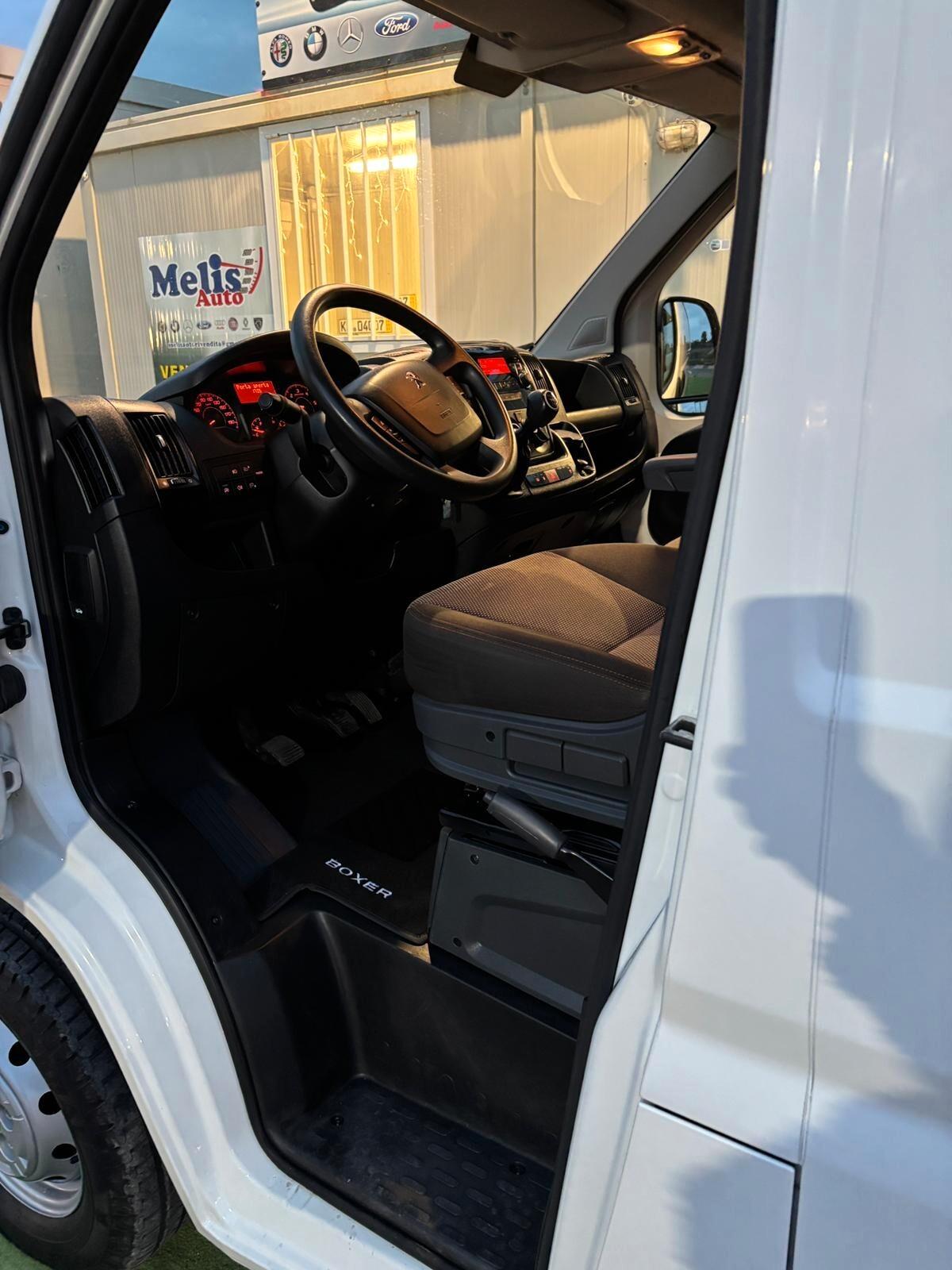 PEUGEOT BOXER FURGONE 3 POSTI DIESEL 2.2 IVA ESPOSTA