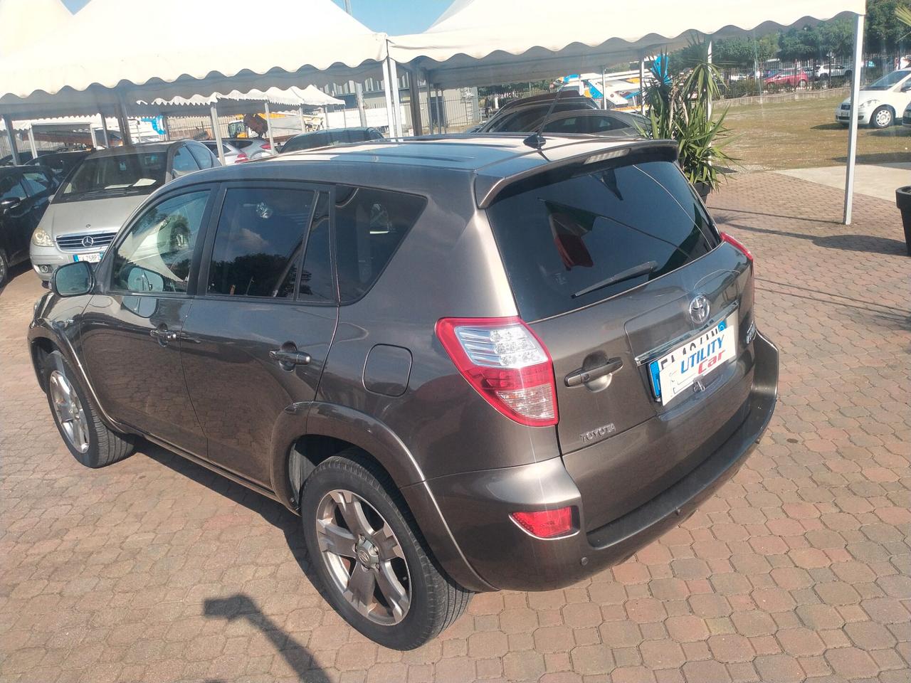 Toyota RAV 4 RAV4 Crossover 2.2 D-4D 150 CV DPF Luxury
