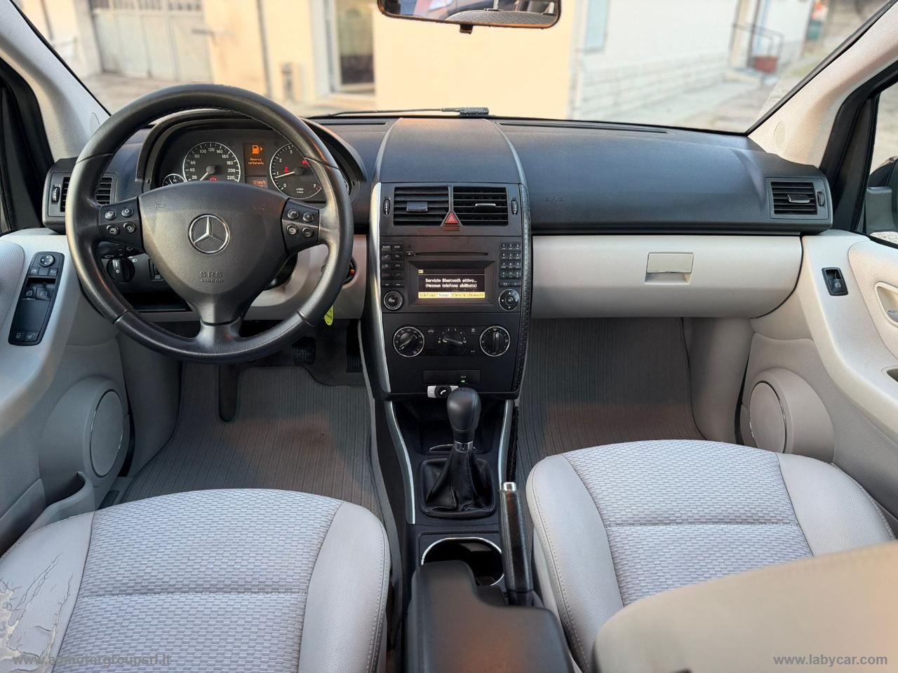 MERCEDES-BENZ A 150 BlueEFFICIENCY Avantgarde