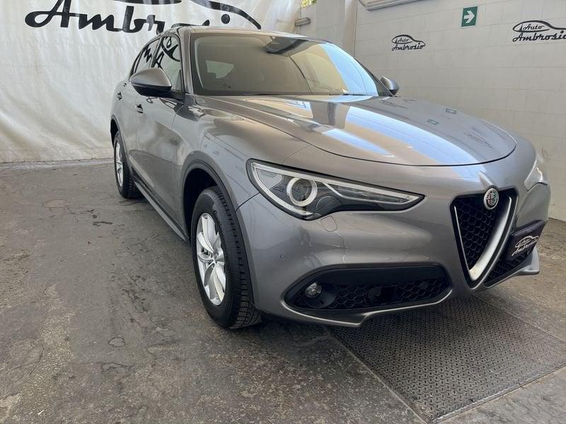 Alfa Romeo Stelvio 2.2 Turbodiesel 190 CV AT8 Q4 tua da 260,00 al mese