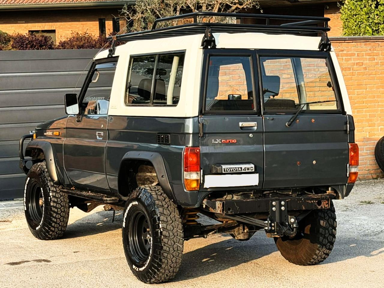 Toyota Land Cruiser 2.4 TD 86CV LX TURBO-8000KM-STORICA!!