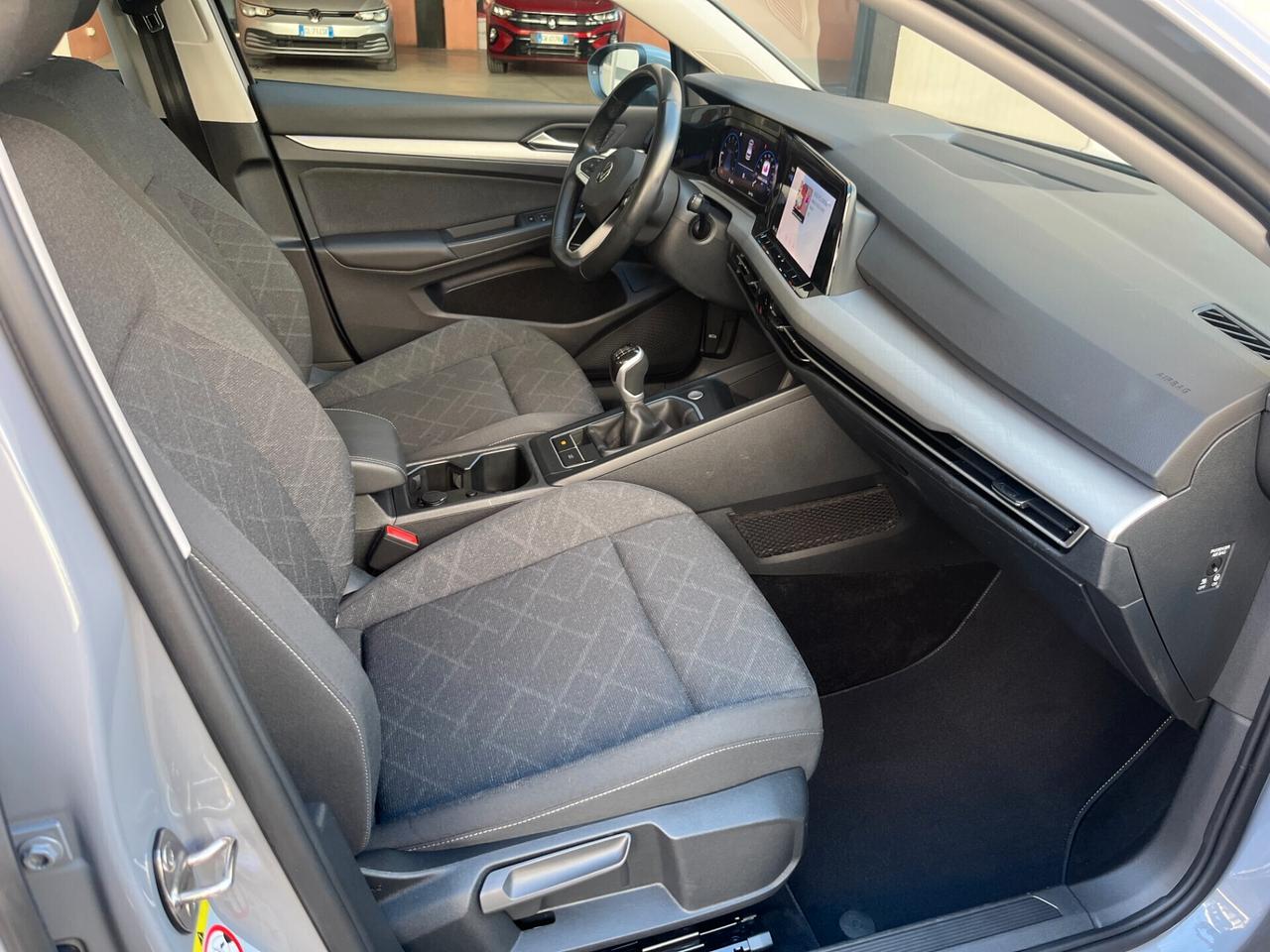 Volkswagen Golf 1.0 TSI EVO Life 12/2022**km 53075**