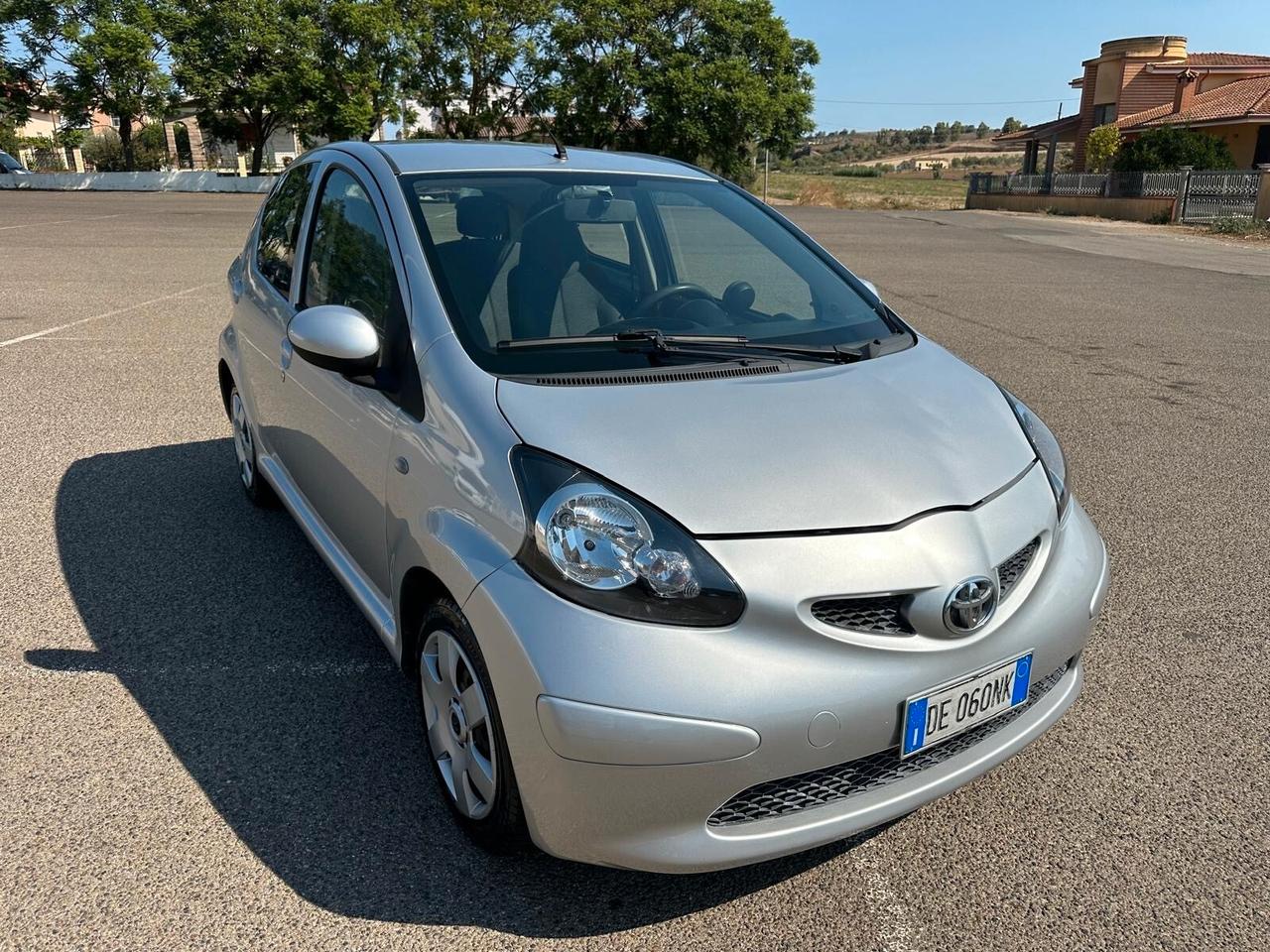Toyota Aygo 1.0 12V VVT-i 5 porte