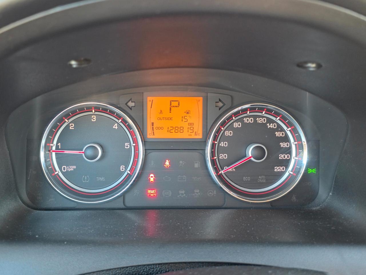 Ssangyong Korando 2.0 e-XDi 175 CV 2WD AT Classy 2011-E5 Automatico