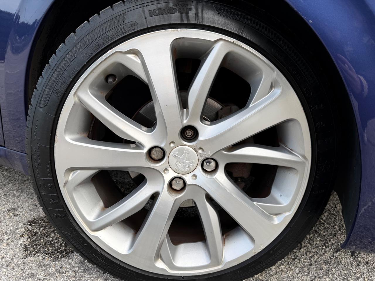 Peugeot 208 1.6 e-HDi 92 CV Stop&Start 3 porte Allure