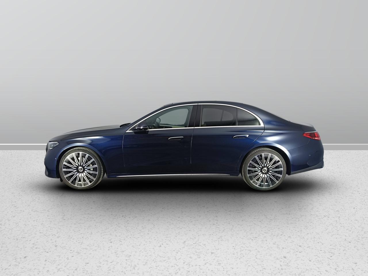 Mercedes-Benz Classe E- W214 Berlina - E 220 d AMG Line Premium auto
