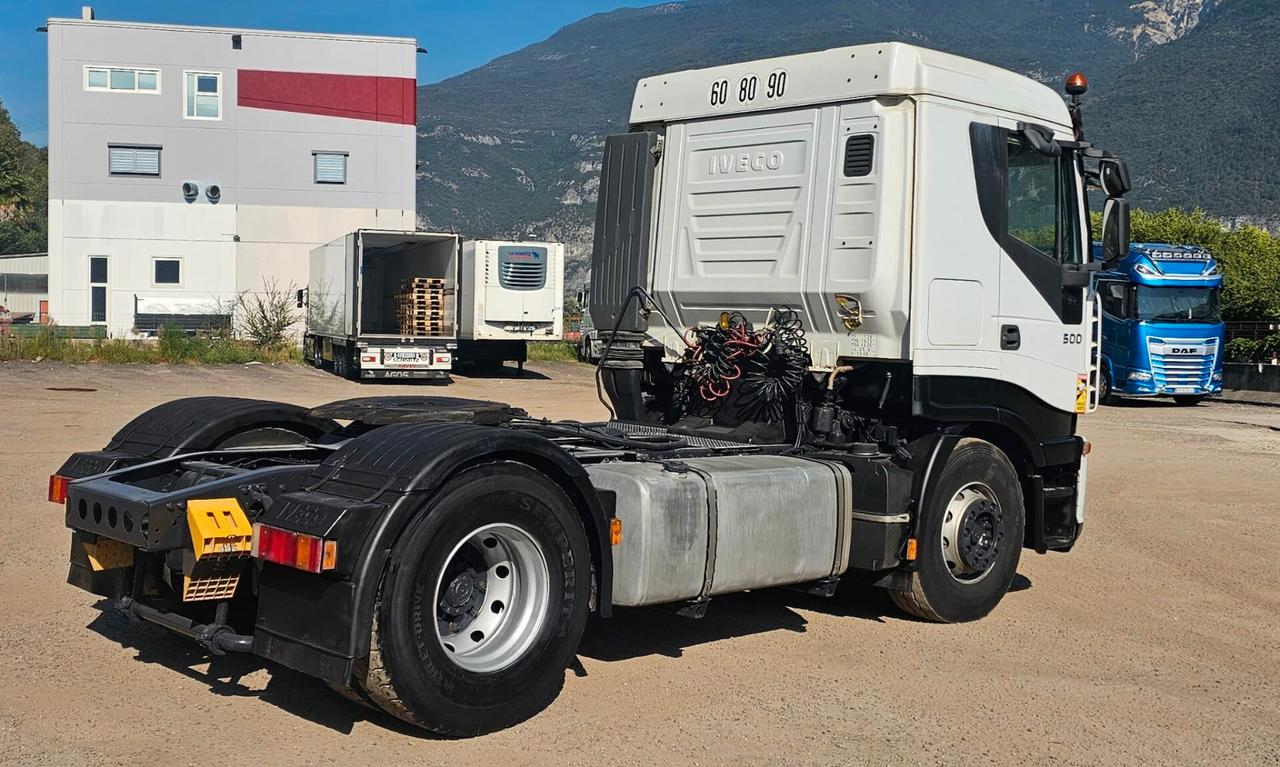 IVECO Stralis AS440S50T/P – 500 CV – Cambio manuale – solo circa 375.000 km