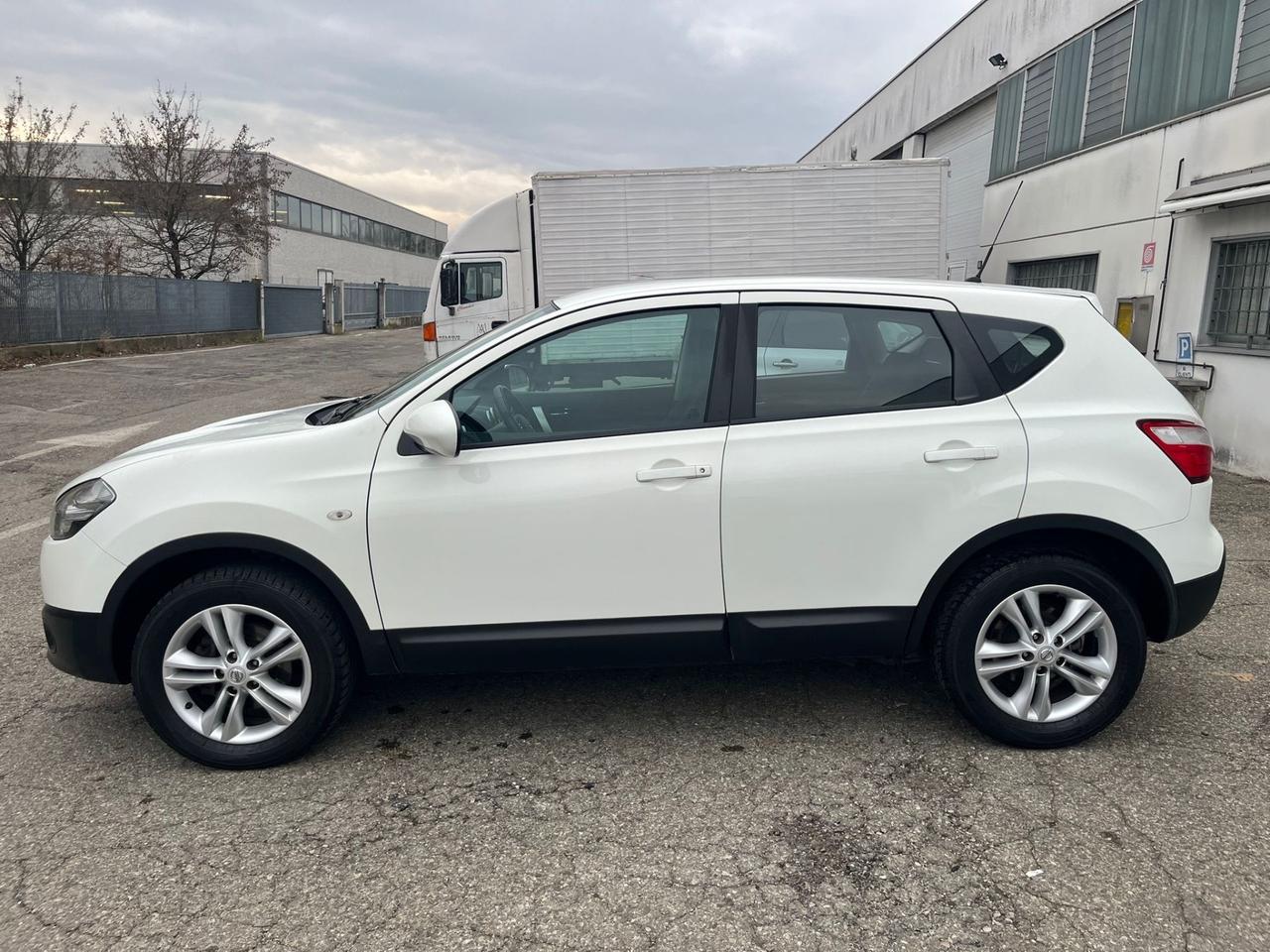 Nissan Qashqai 1.5dci 160.000km 2010 autocarro N1 perfetta