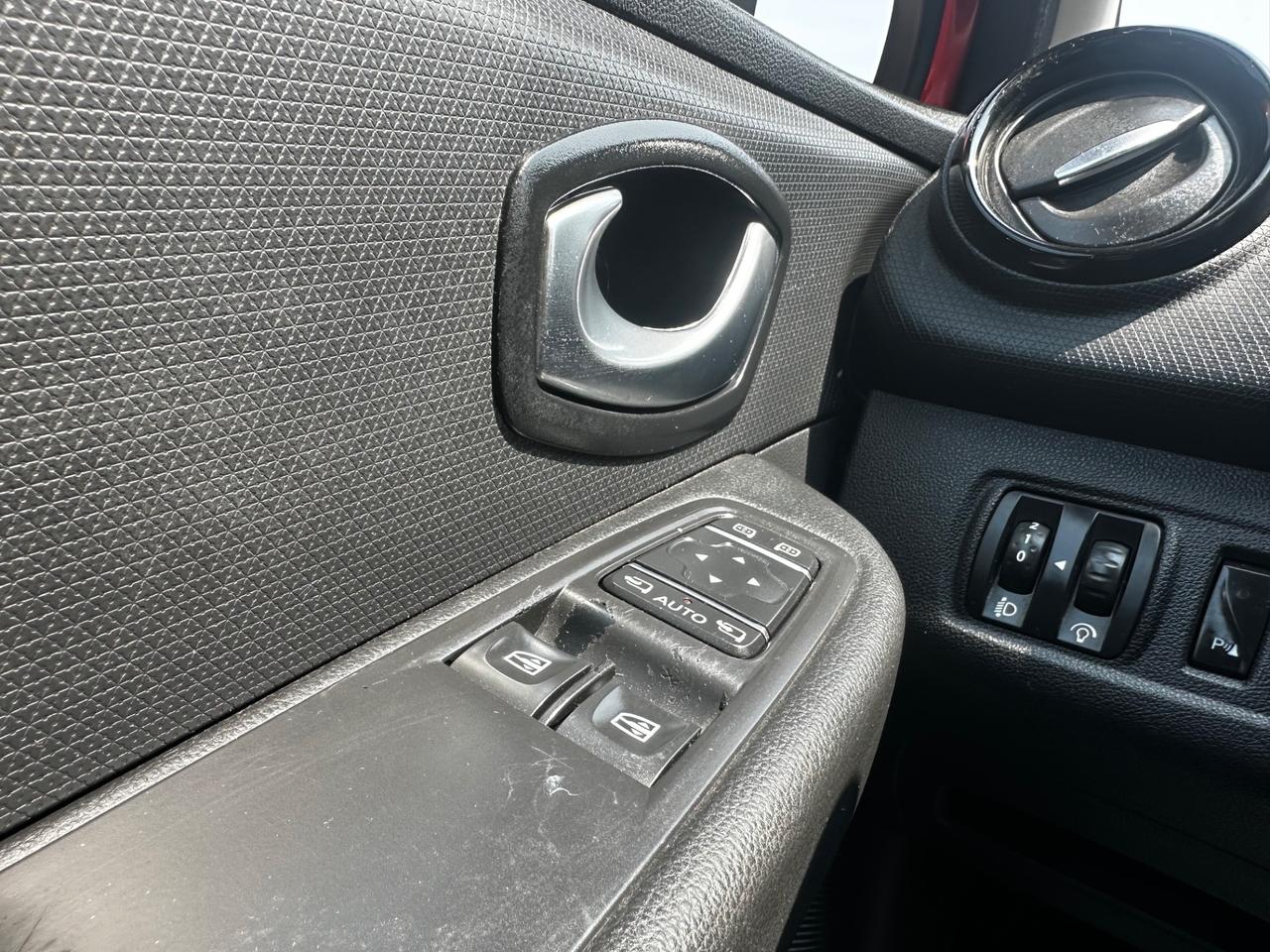 Renault Clio dCi 8V 75CV Start&Stop 5 porte Energy Zen