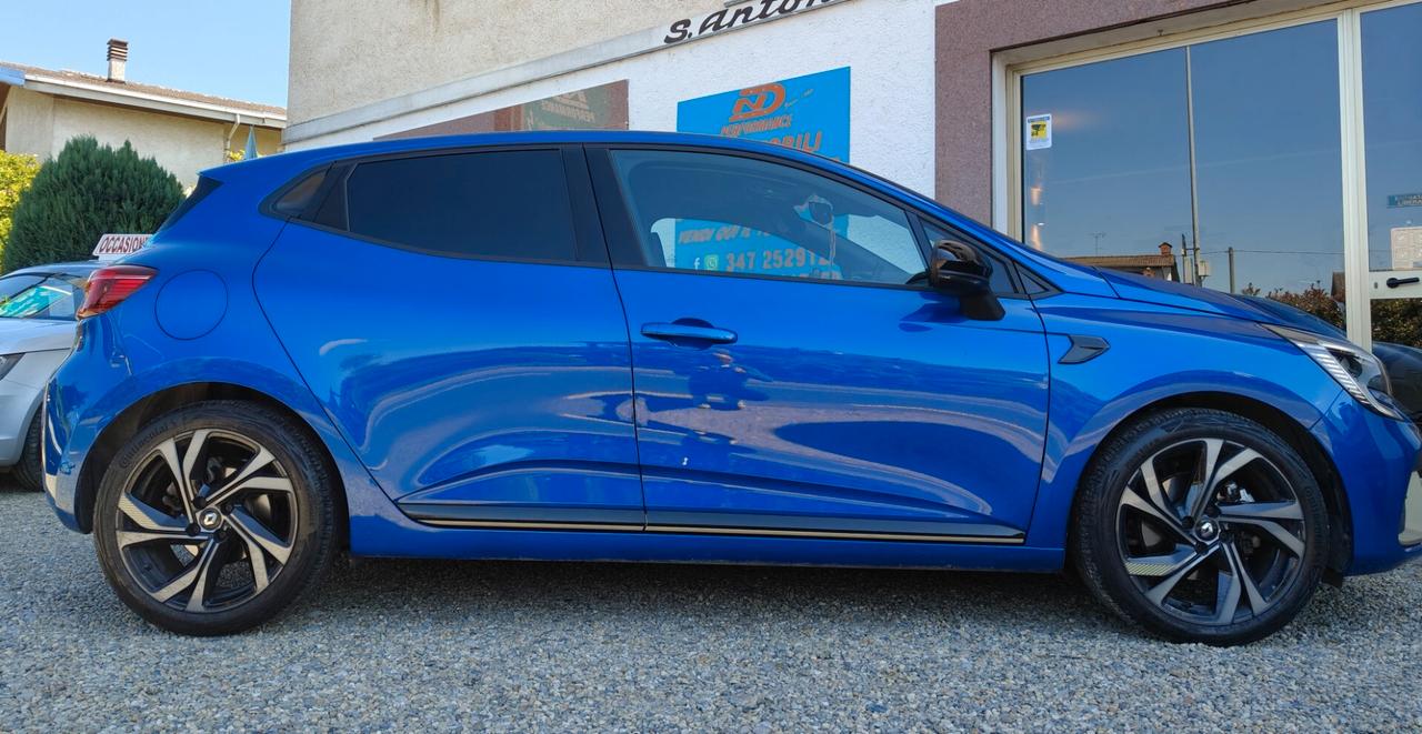 Renault Clio Full Hybrid E-Tech 145 CV 5 porte Engineered