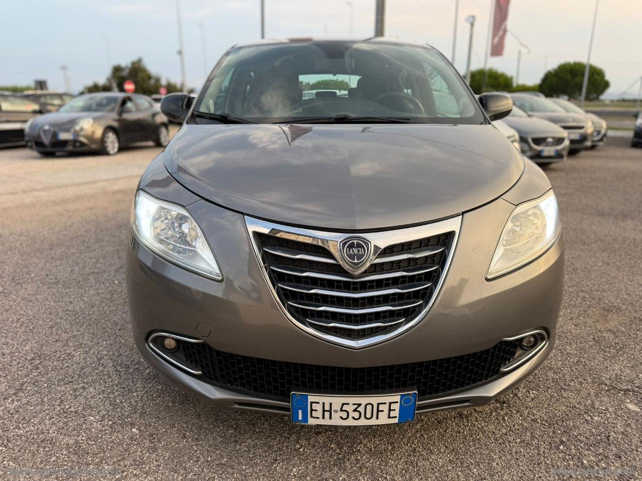 LANCIA Ypsilon 1.2 69 CV 5p. S&S Gold