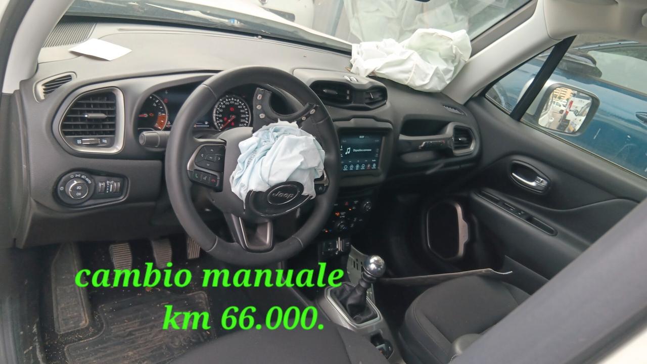 Jeep Renegade incidentata sinistrata mondialcars 022