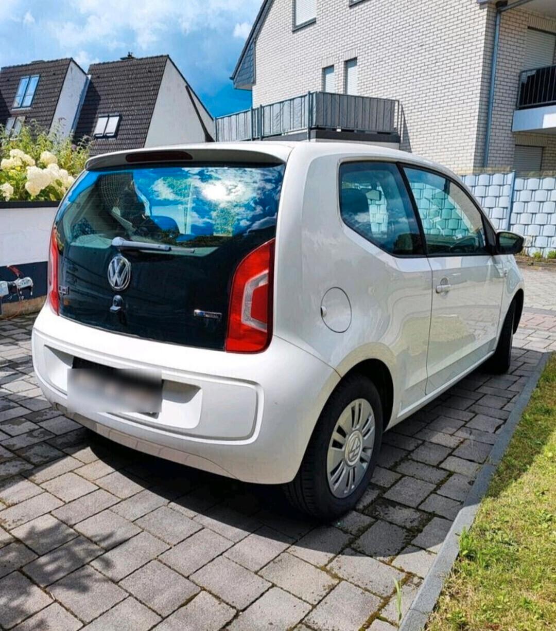 Volkswagen Up 2014