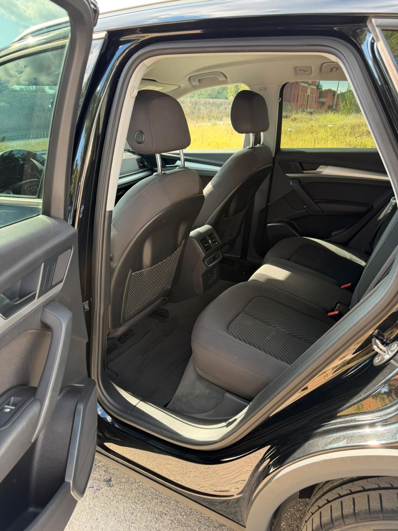 Audi Q5 35 TDI quattro S tronic Business Sport